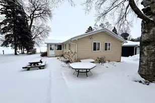 N9384 Idle Hour Dr, Randolph, WI 53956 - Photo 5