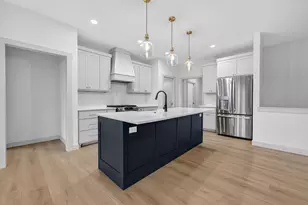 822 Westbridge Trl, Waunakee, WI 53597 - Photo 7