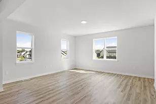 244 Hawks View Dr, Edgerton, WI 53534 - Photo 11