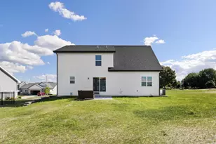 244 Hawks View Dr, Edgerton, WI 53534 - Photo 5