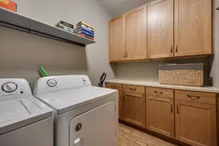 5831 Lupine Ln, Madison, WI 53718 - Photo 15