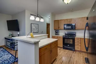 5831 Lupine Ln, Madison, WI 53718 - Photo 9