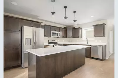 7711 Starnova Drive, Madison, WI 53719 - Photo 5