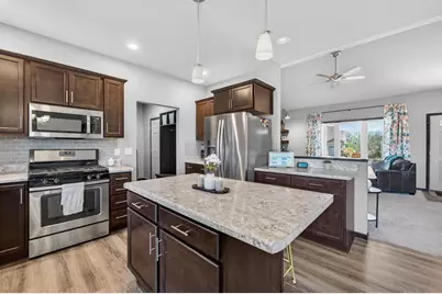 2917 Green Avenue, Blue Mounds, WI 53517 - Photo 11