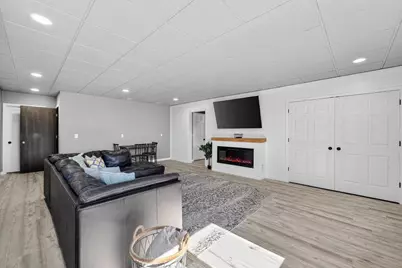 2917 Green Avenue, Blue Mounds, WI 53517 - Photo 31