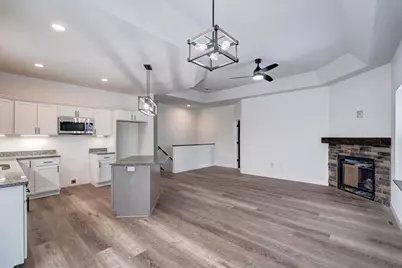 201 Mariahwynn Terrace, Lodi, WI 53555 - Photo 19