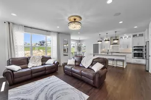 432 Tawny Elm Pkwy, Madison, WI 53593 - Photo 9