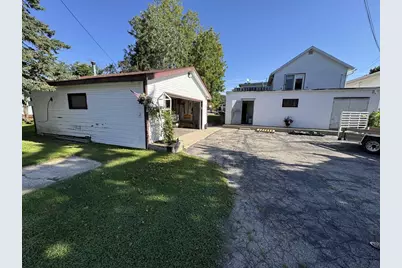 215 W Main Street, Marshall, WI 53559 - Photo 3