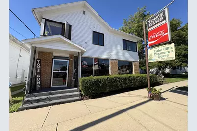 215 W Main Street, Marshall, WI 53559 - Photo 1