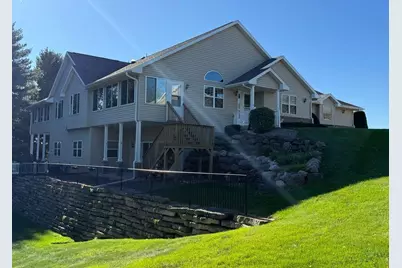 128 Summit Court, Columbus, WI 53925 - Photo 5