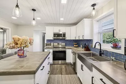 803 W Franklin Street, Portage, WI 53901 - Photo 11