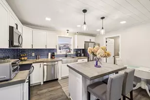 803 W Franklin St, Portage, WI 53901 - Photo 13