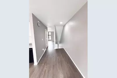 4502 W Westchester Square #3, West Milwaukee, WI 53214 - Photo 7