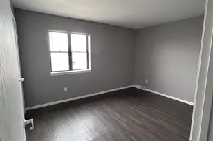 4502 W Westchester Square, West Milwaukee, WI 53214 - Photo 19