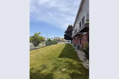 4502 W Westchester Square #3, West Milwaukee, WI 53214 - Photo 27