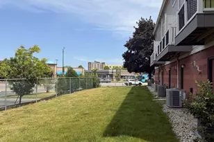 4502 W Westchester Square, West Milwaukee, WI 53214 - Photo 27