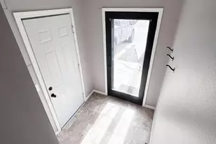 4502 W Westchester Square, West Milwaukee, WI 53214 - Photo 5