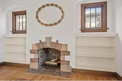 2725 Kendall Avenue, Madison, WI 53705 - Photo 9