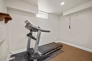 2725 Kendall Avenue, Madison, WI 53705 - Photo 31