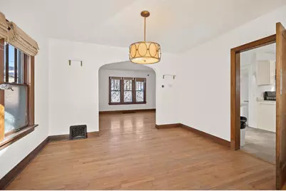 2725 Kendall Avenue, Madison, WI 53705 - Photo 11