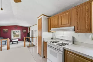 W9345 Co Rd V, Poynette, WI 53955 - Photo 25