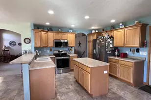 801 Derek Ln, Viroqua, WI 54665 - Photo 9