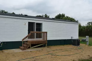 419 N Maple St, North Freedom, WI 53951 - Photo 13