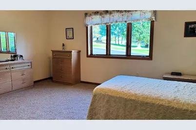 1559 N Dewey Avenue, Reedsburg, WI 53959 - Photo 23
