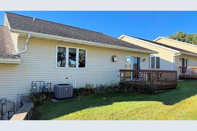 1559 N Dewey Avenue, Reedsburg, WI 53959 - Photo 3