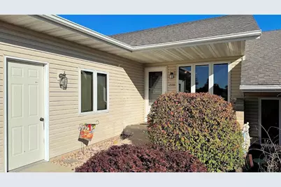 1559 Dewey Avenue, Reedsburg, WI 53959 - Photo 1