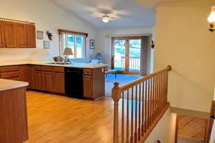 1559 N Dewey Ave, Reedsburg, WI 53959 - Photo 7