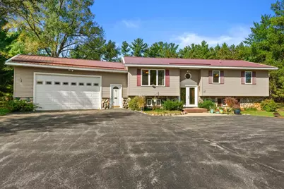 859 6th Avenue, Hancock, WI 54943 - Photo 1