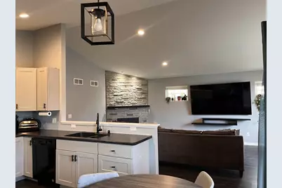 835 Silas Street, Madison, WI 53714 - Photo 7