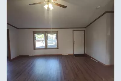 109 S 4th Street, Avoca, WI 53506 - Photo 5