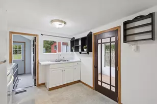 2821 W Court St, Janesville, WI 53548 - Photo 15