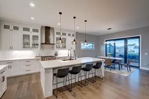 2596 Fahey Glen, Fitchburg, WI 53711 - Photo 9