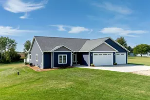 N4267 Cherokee Ct, Markesan, WI 53946 - Photo 1