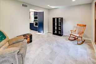 3702 Nathan Hale Ct, Middleton, WI 53562 - Photo 9