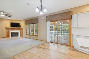 3457 Hemmingway Dr, Janesville, WI 53545 - Photo 7