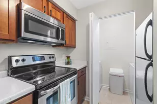 2 Captains Court, Madison, WI 53719 - Photo 7