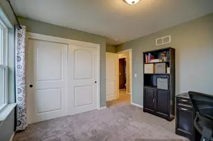 131 W Blackhawk Dr, Fort Atkinson, WI 53538 - Photo 25