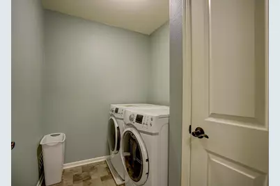 131 W Blackhawk Drive, Fort Atkinson, WI 53538 - Photo 21