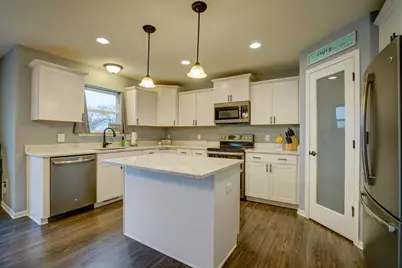 131 W Blackhawk Drive, Fort Atkinson, WI 53538 - Photo 5