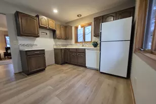 409 Kings Lynn Rd, Stoughton, WI 53589 - Photo 21