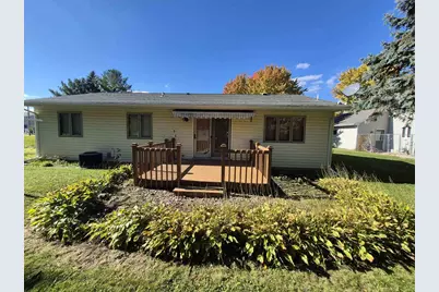 409 Kings Lynn Road, Stoughton, WI 53589 - Photo 9