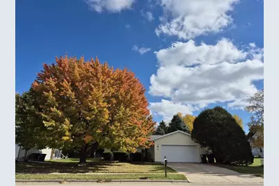 409 Kings Lynn Road, Stoughton, WI 53589 - Photo 5