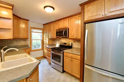 2331 W St Lawrence Avenue, Beloit, WI 53511 - Photo 13