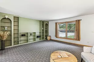 2201 Winfield Dr, Reedsburg, WI 53959 - Photo 11