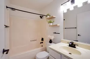 703 Kottke Dr, Madison, WI 53719 - Photo 21