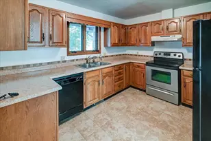 2640 Osmundsen Rd, Fitchburg, WI 53711 - Photo 11